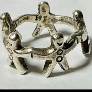 Silver Ring Gingerbread men  dancing holding hands 925 Vintage band sz 5